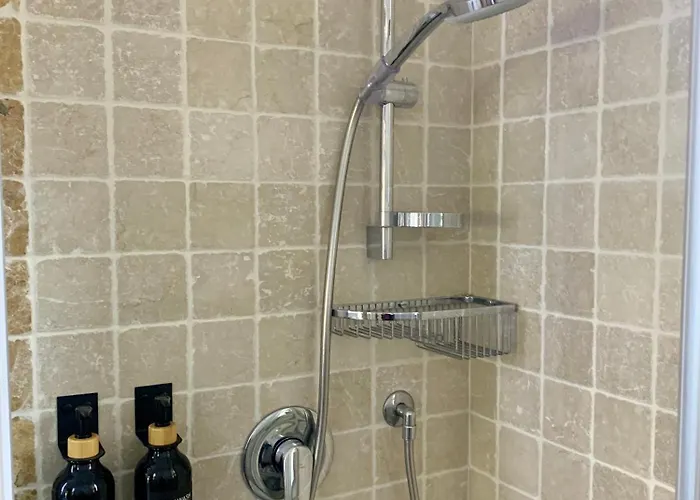 Dimore Granaio Nr5 Wine & Countryside Experience, Welcome Box, Free Parking & Pool