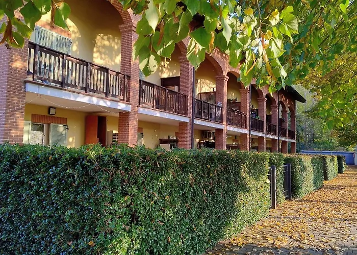 Dimore Granaio Nr5 Wine & Countryside Experience, Welcome Box, Free Parking & Pool Apartamento